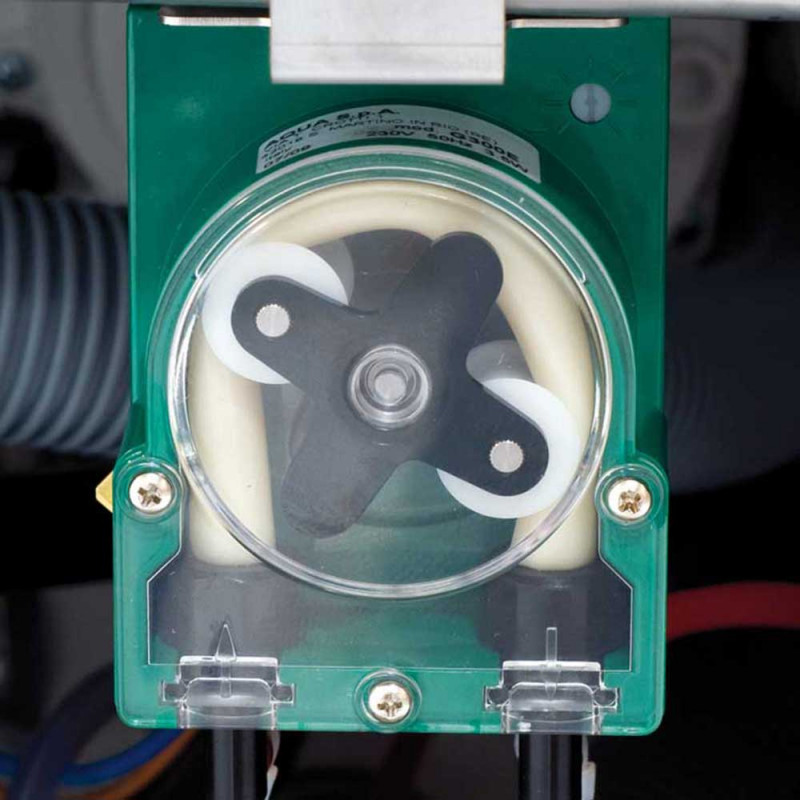 Zmywarko wyparzarka do garnków i tac, LP57  z dozownikiem płynu myjącego i nabłyszczającego oraz systemem stabilizującym ciśnien