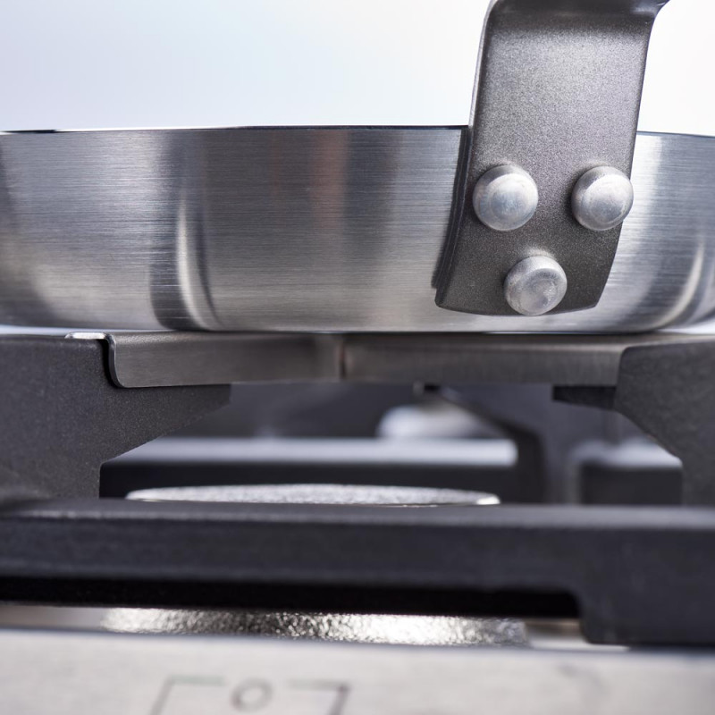 Kuchnia gazowa z piekarnikiem elektrycznym, 4-palnikowa, P 24+7 kW, U G30