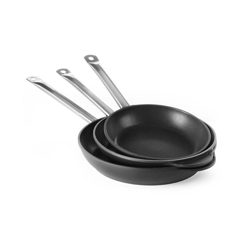 Patelnia indukcyjna Profi Line z odlewu aluminium powlekana tytanem śr. 240 mm